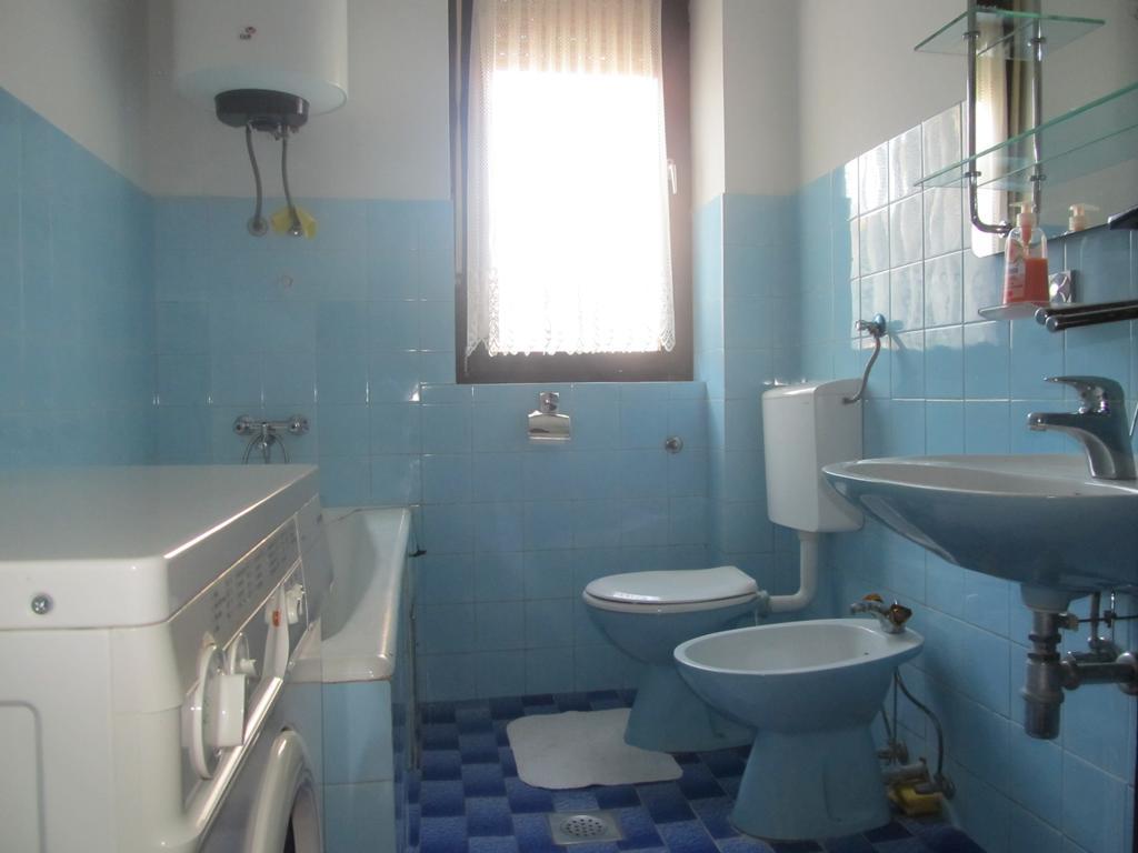 Apartment Razum พูลา ภายนอก รูปภาพ